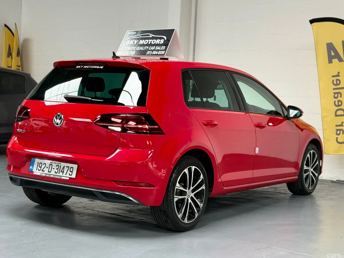 Volkswagen Golf Hatchback, Petrol, 2019, Red