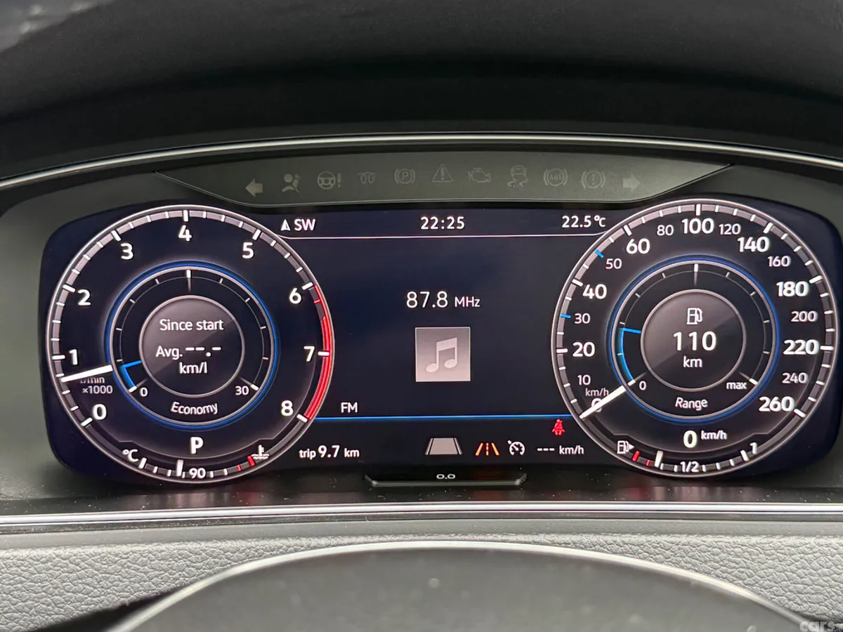 Volkswagen Golf Hatchback, Petrol, 2019, Red