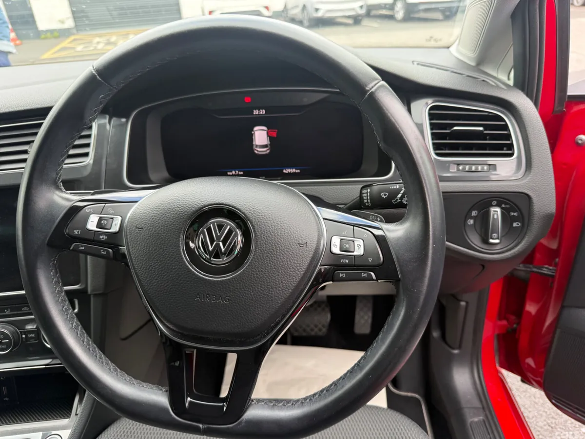 Volkswagen Golf Hatchback, Petrol, 2019, Red