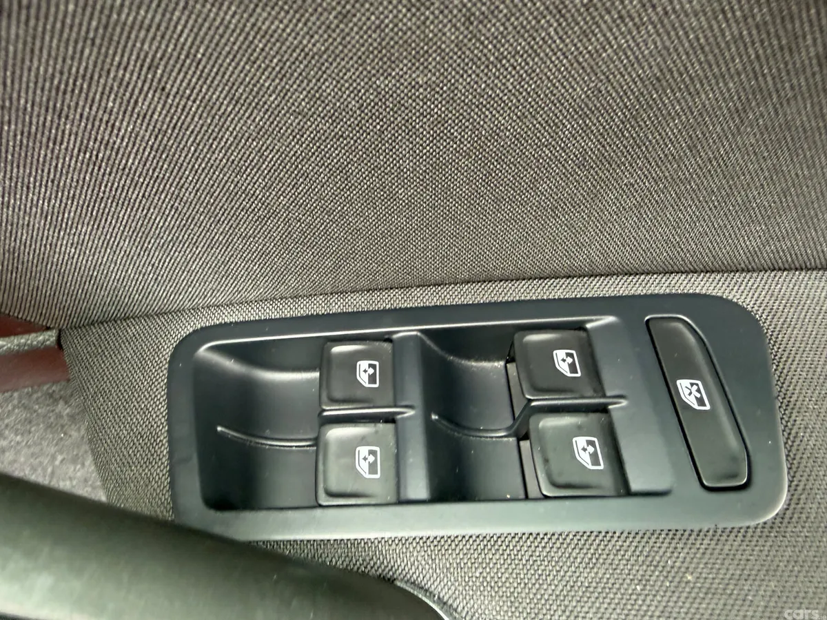 Volkswagen Golf Hatchback, Petrol, 2019, Red