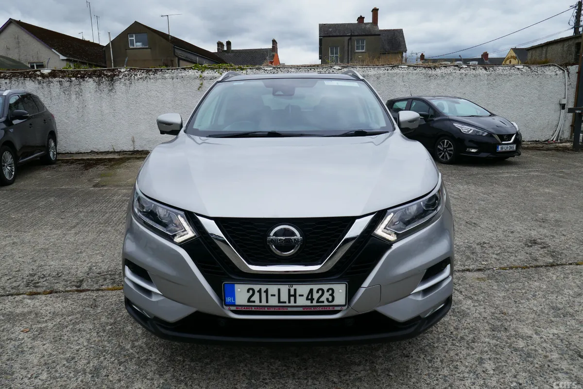 Nissan Qashqai MPV, Diesel, 2021, Grey