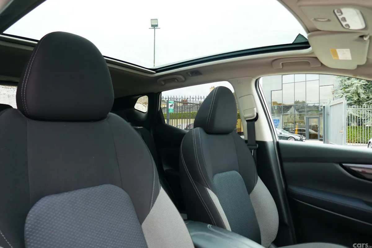 Nissan Qashqai MPV, Diesel, 2021, Grey