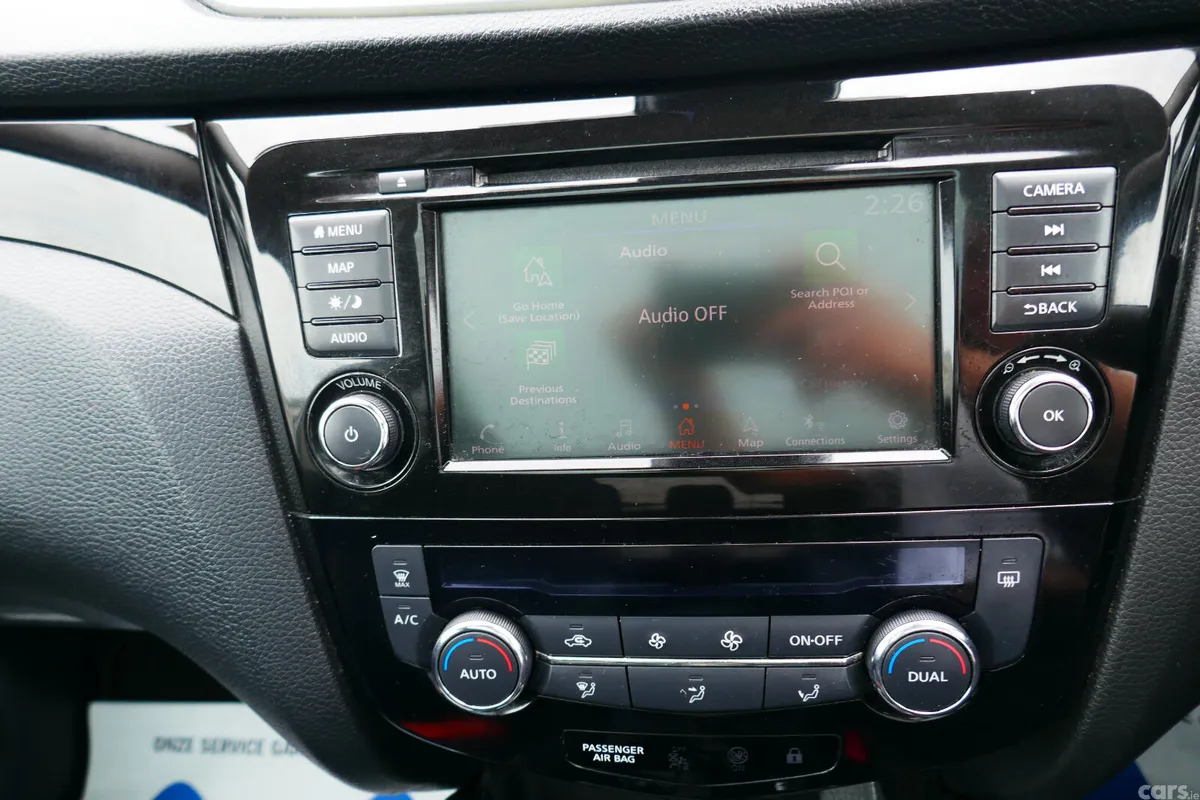 Nissan Qashqai MPV, Diesel, 2021, Grey