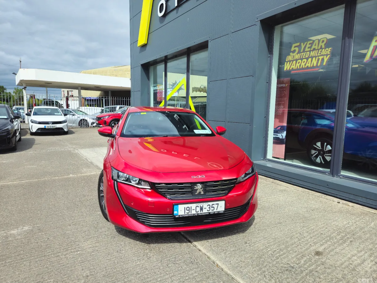 Peugeot 508 Hatchback, Diesel, 2019, Red