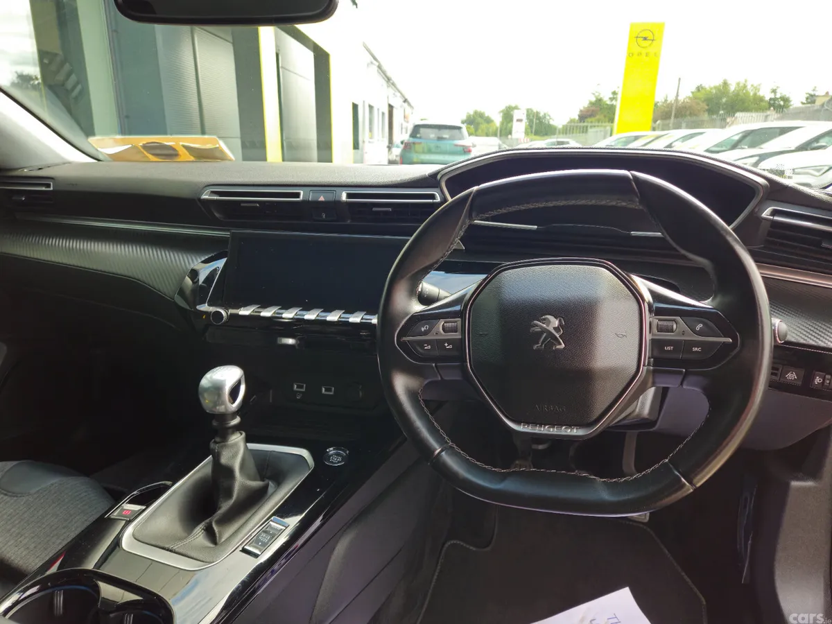 Peugeot 508 Hatchback, Diesel, 2019, Red