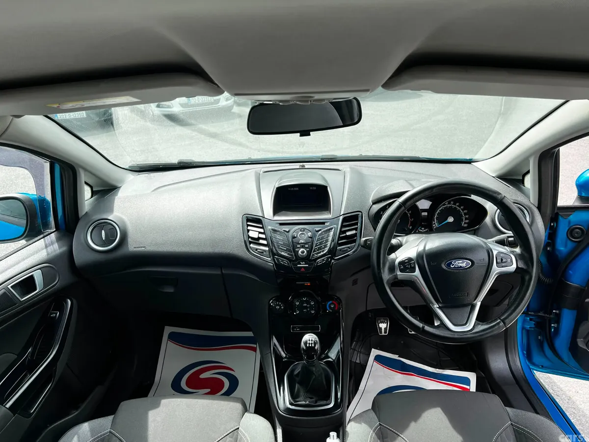 Ford Fiesta Hatchback, Petrol, 2015, Blue