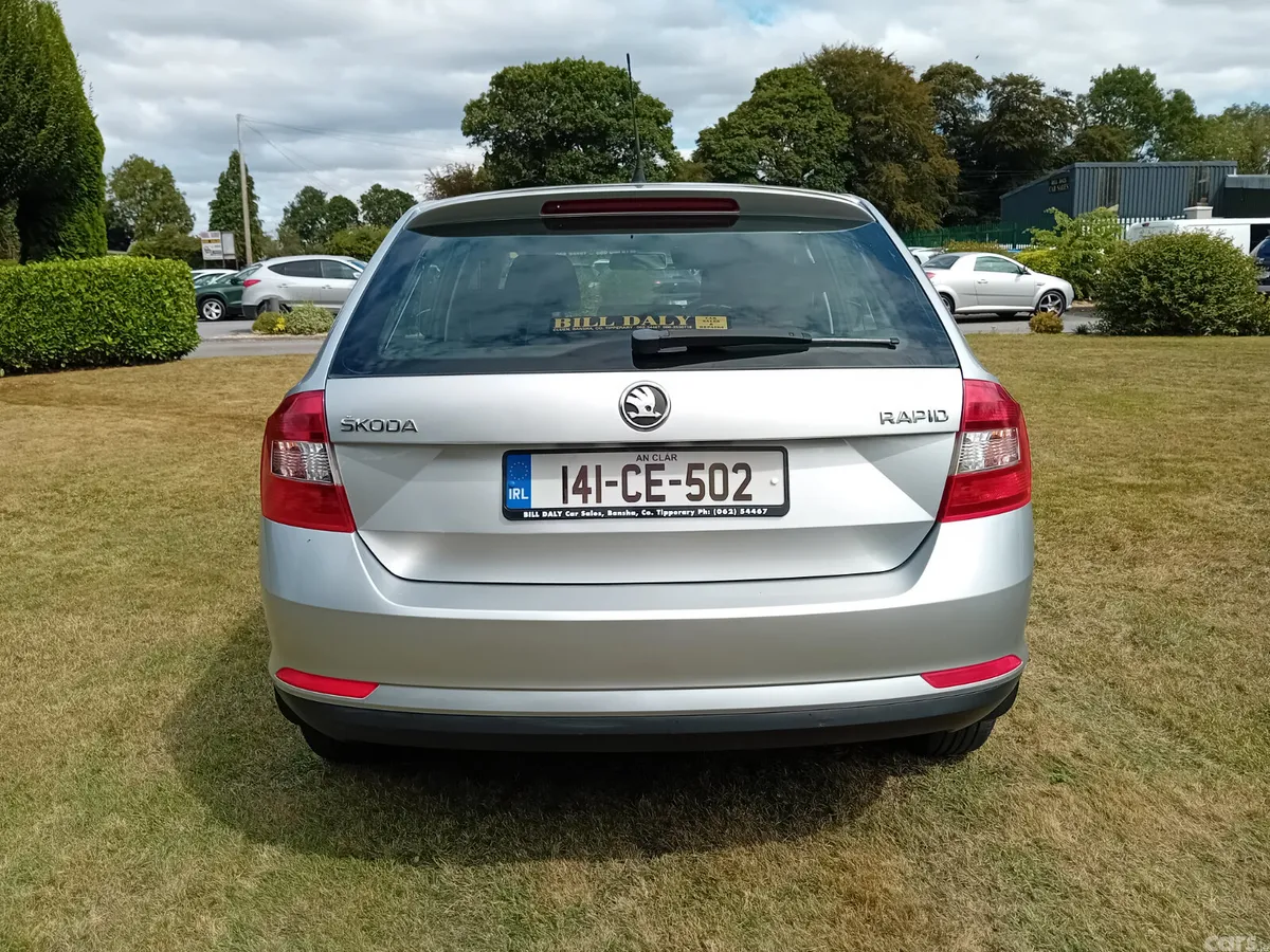 Skoda Rapid Hatchback, Petrol, 2014, Silver
