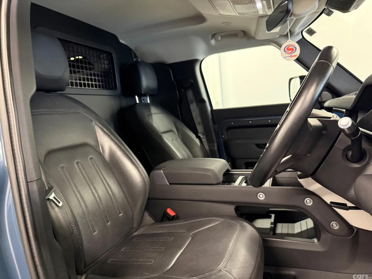 Land Rover Defender SUV, Diesel, 2021, Blue
