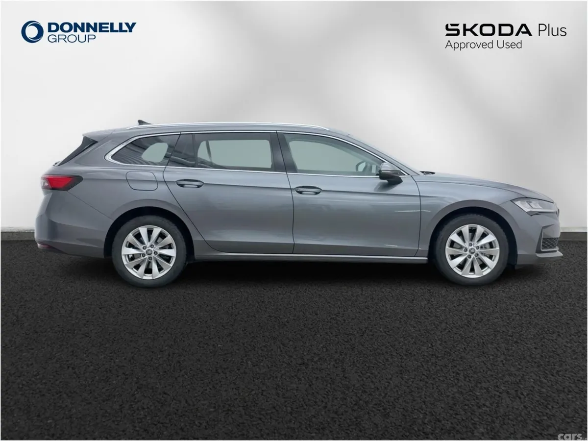 Skoda Superb Estate, Diesel, 2025, Grey