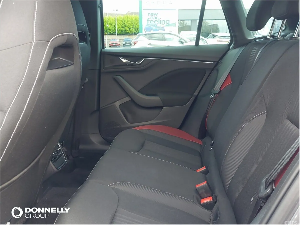 Skoda Kamiq Hatchback, Petrol, 2023, Grey