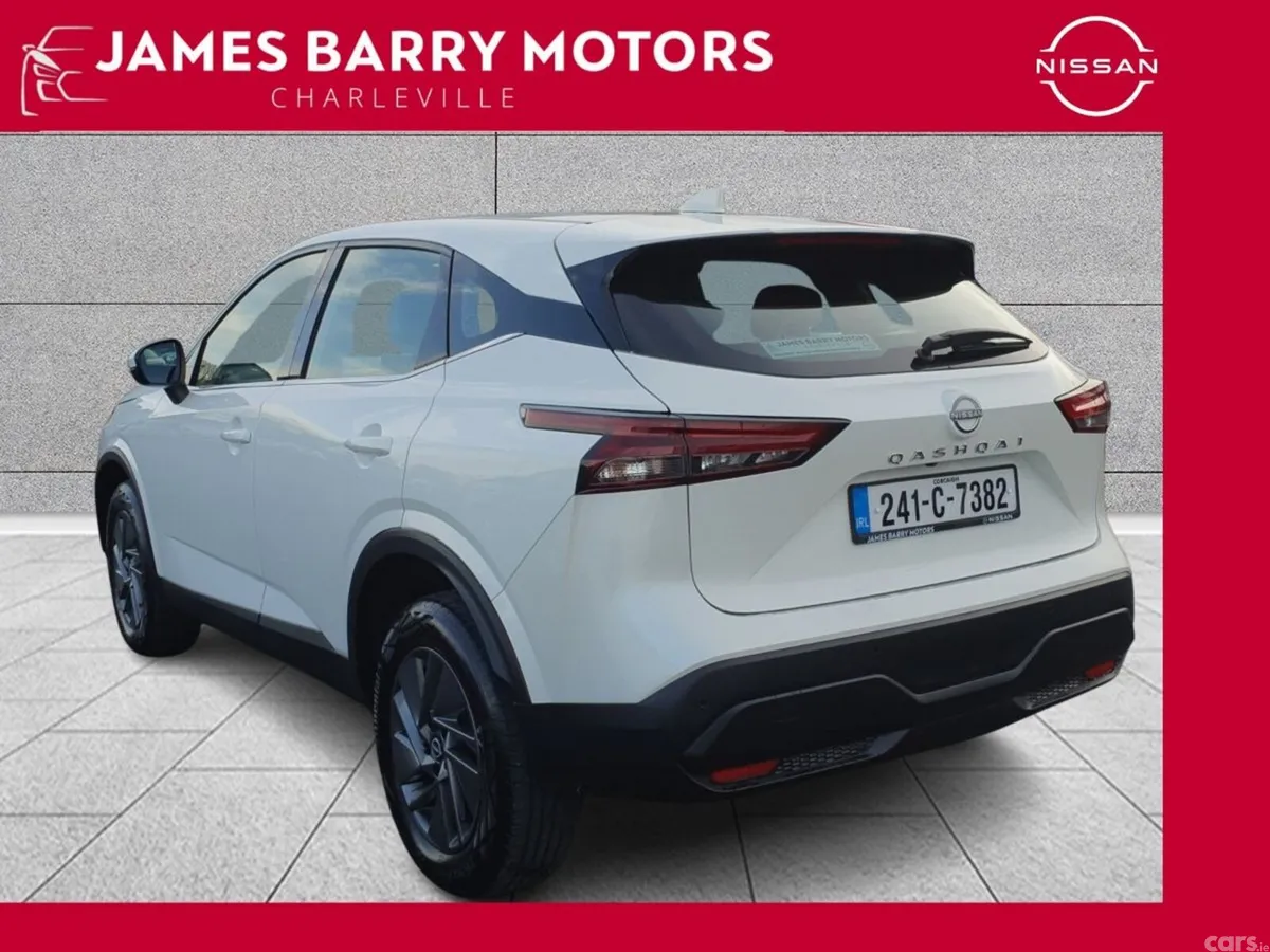 Nissan Qashqai MPV, Petrol Hybrid, 2024, White