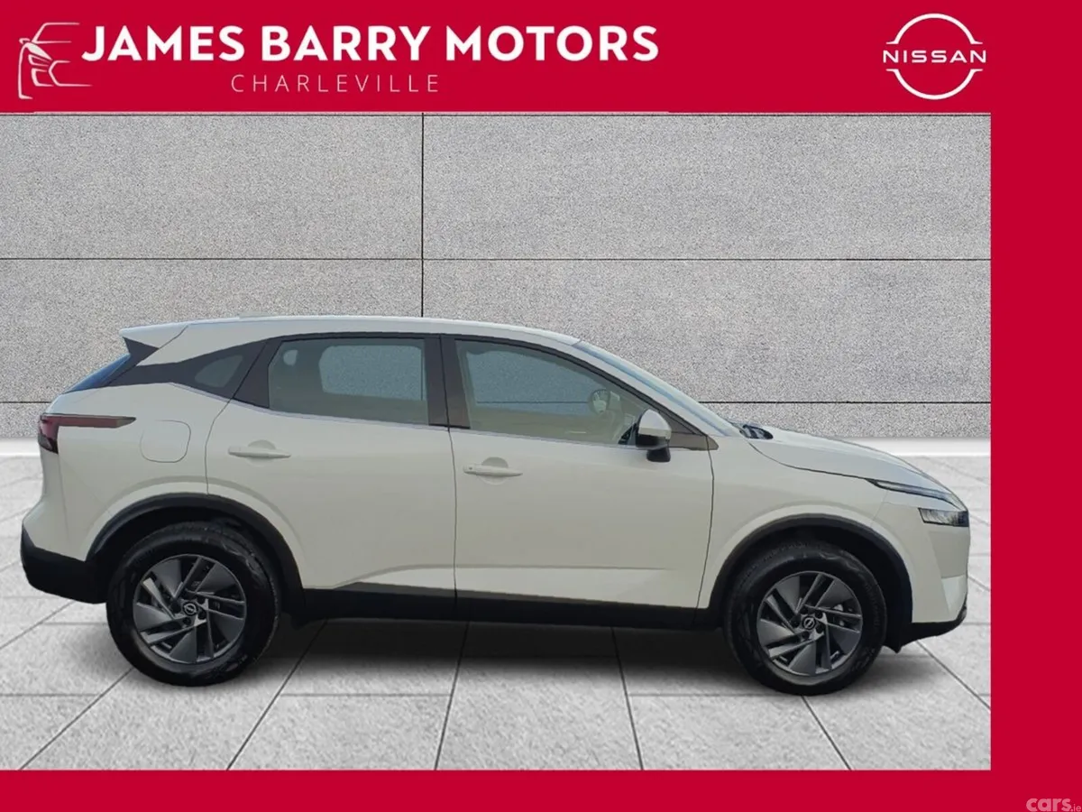 Nissan Qashqai MPV, Petrol Hybrid, 2024, White