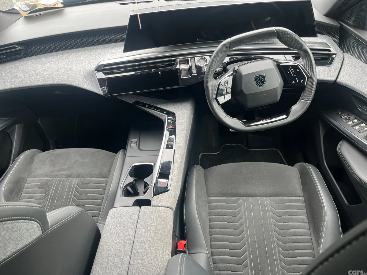 Peugeot 3008 MPV, Petrol Hybrid, 2024, Blue