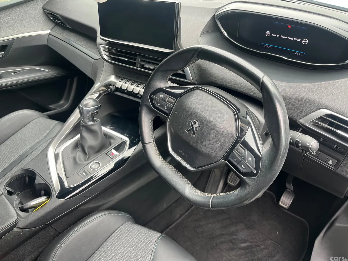 Peugeot 3008 MPV, Diesel, 2022, White