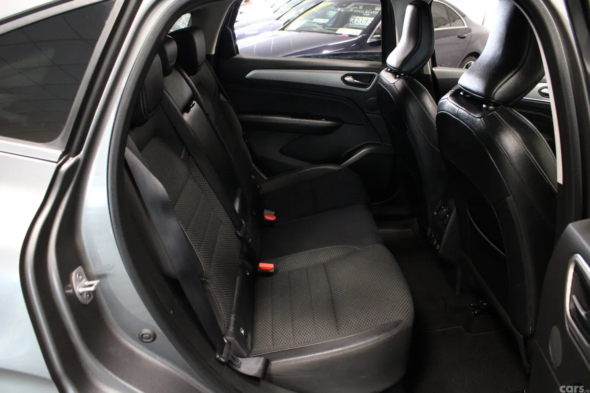 Renault Arkana Hatchback, Petrol, 2021, Grey