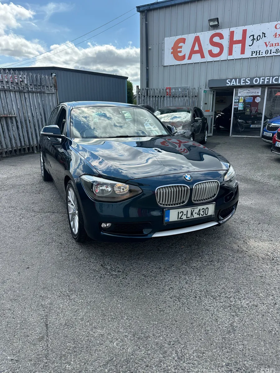 BMW 1-Series Hatchback, Petrol, 2012, Blue