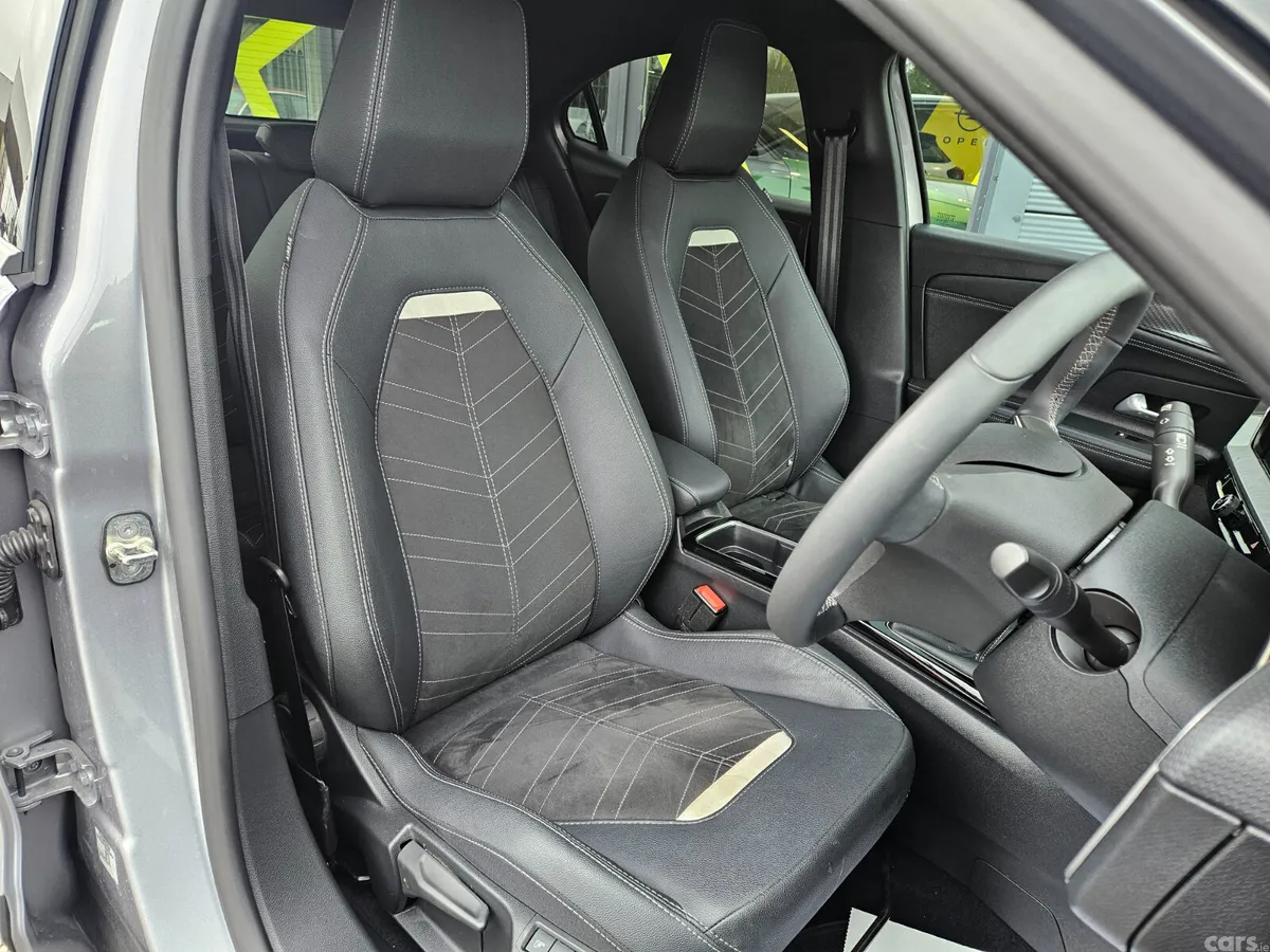 Opel Mokka SUV, Petrol, 2025, Grey