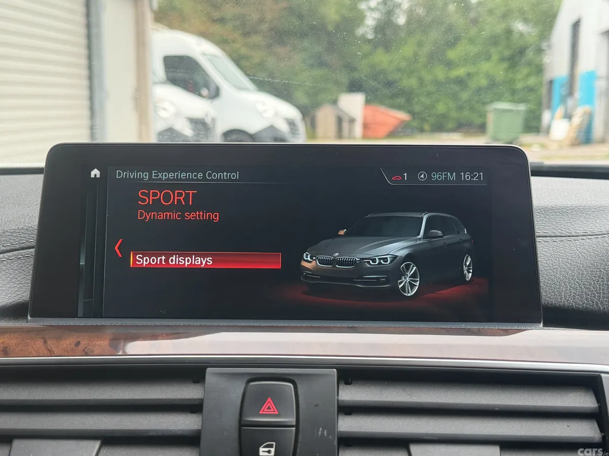 BMW 3-Series Estate, Diesel, 2019, White