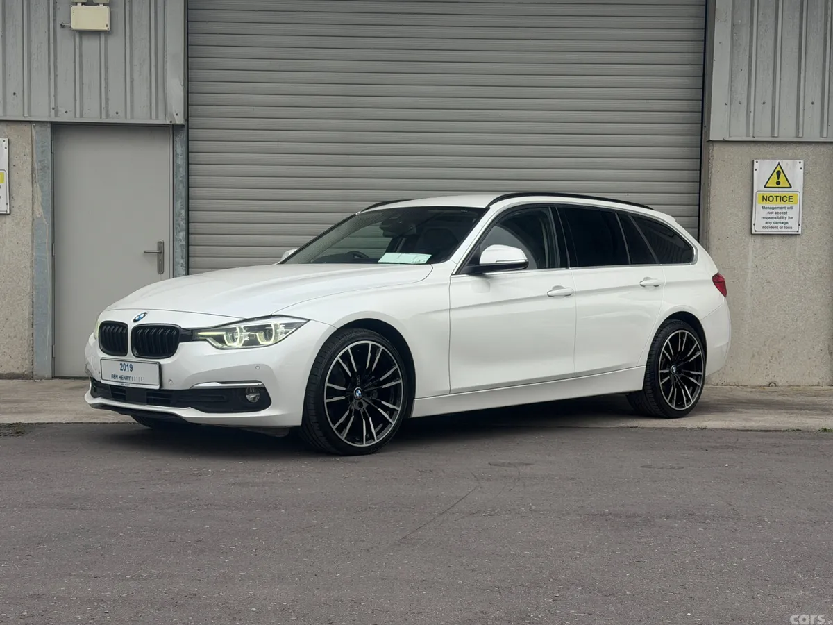 BMW 3-Series Estate, Diesel, 2019, White