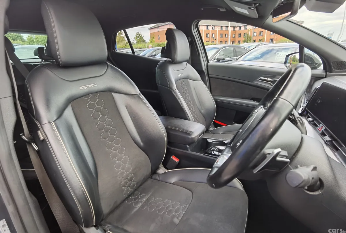 Kia Sportage SUV, Petrol Plug-in Hybrid, 2023, Grey