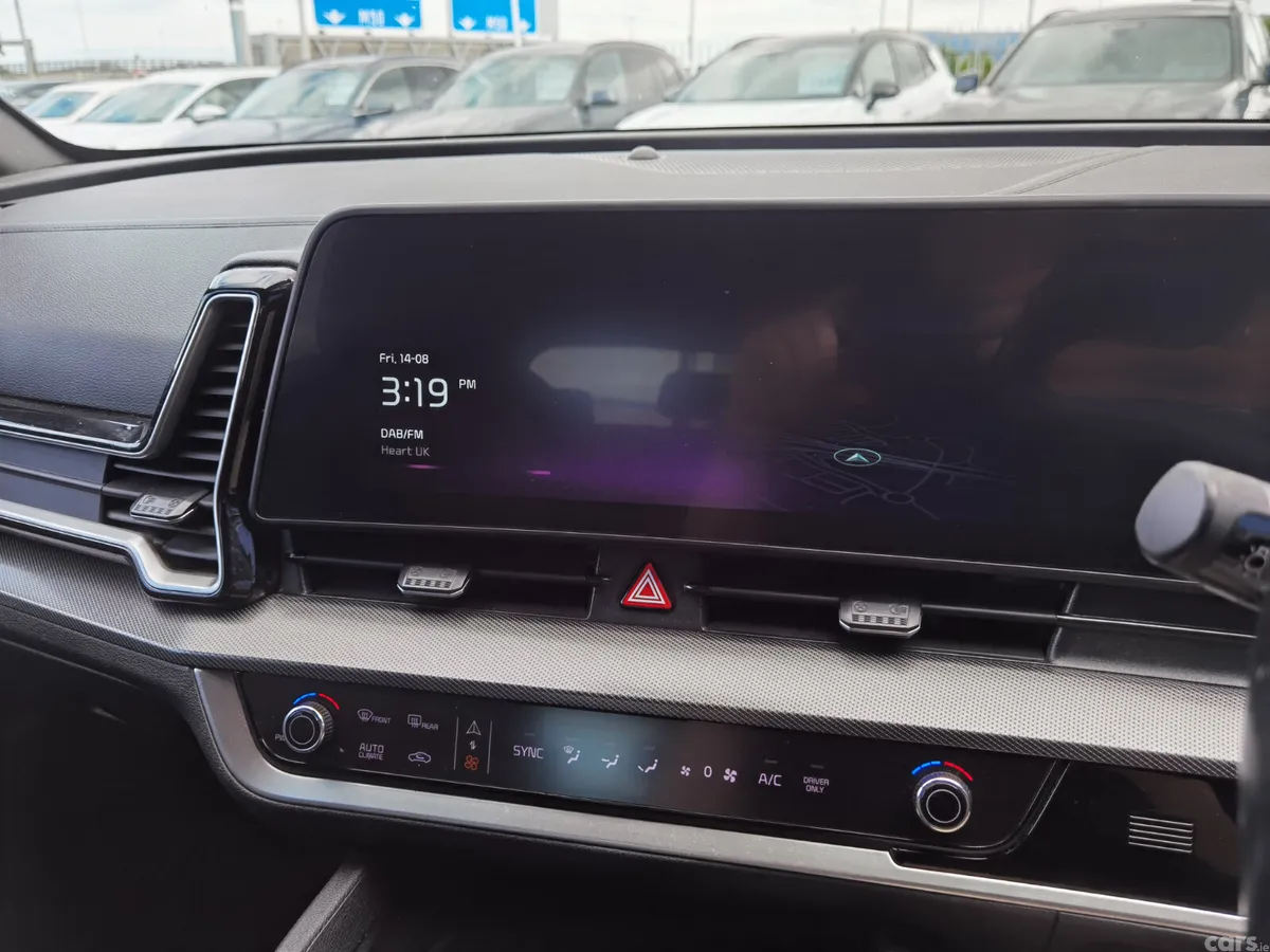 Kia Sportage SUV, Petrol Plug-in Hybrid, 2023, Grey
