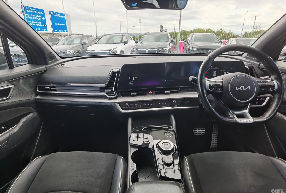Kia Sportage SUV, Petrol Plug-in Hybrid, 2023, Grey