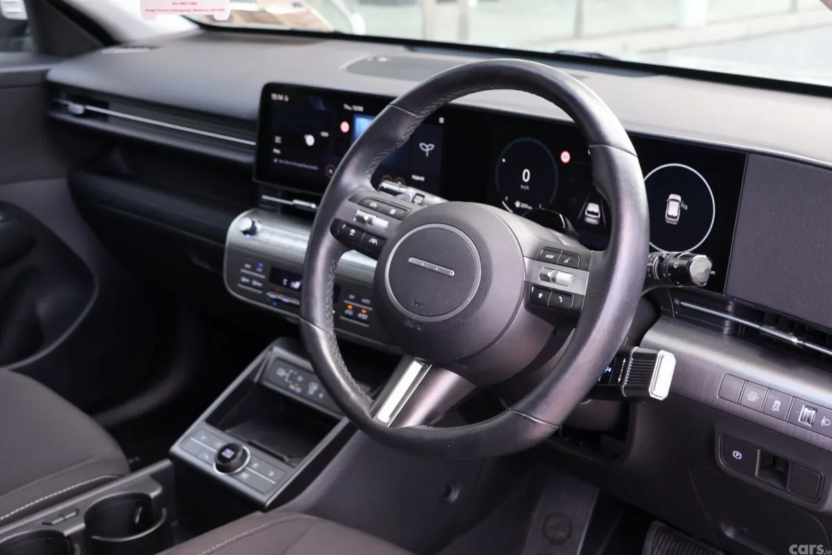 Hyundai KONA MPV, Petrol Hybrid, 2024, Grey