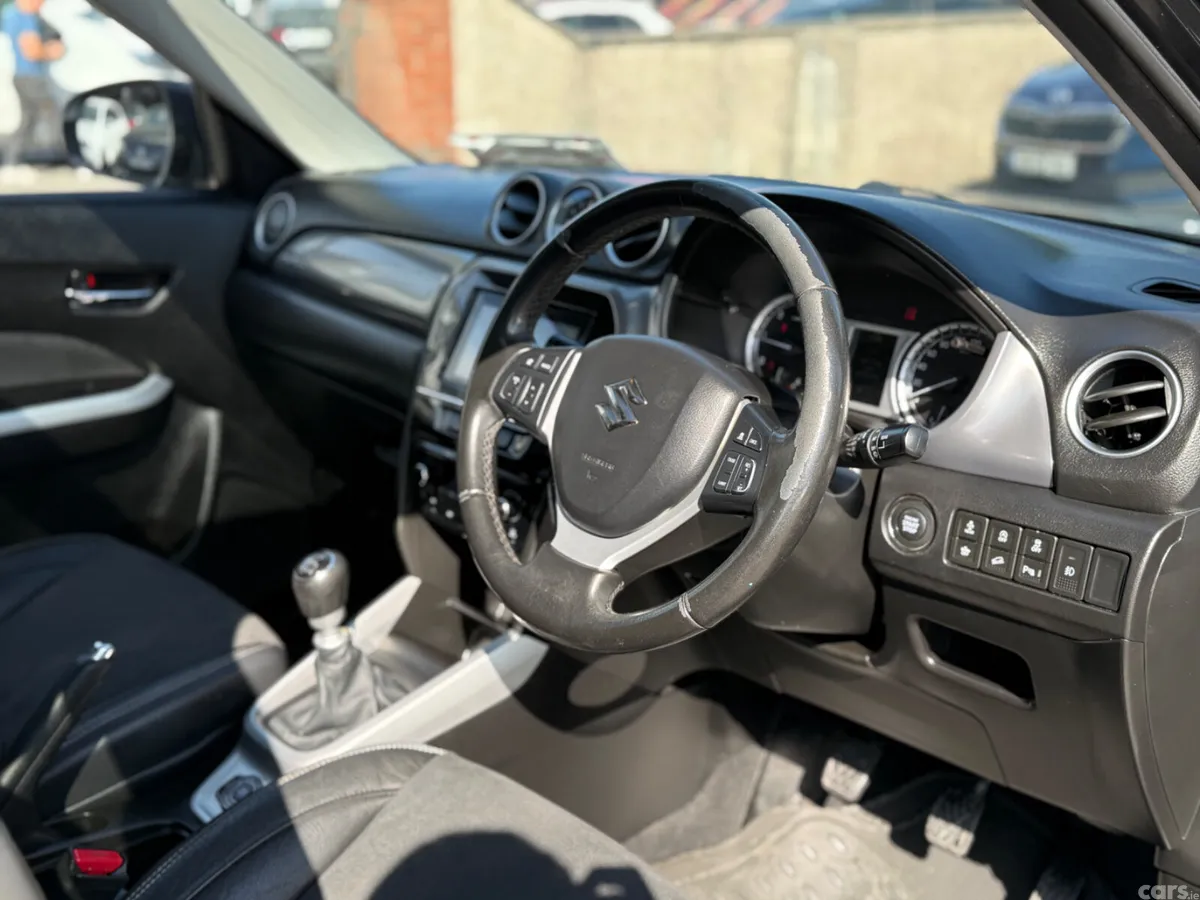 Suzuki Vitara SUV, Diesel, 2017, Black