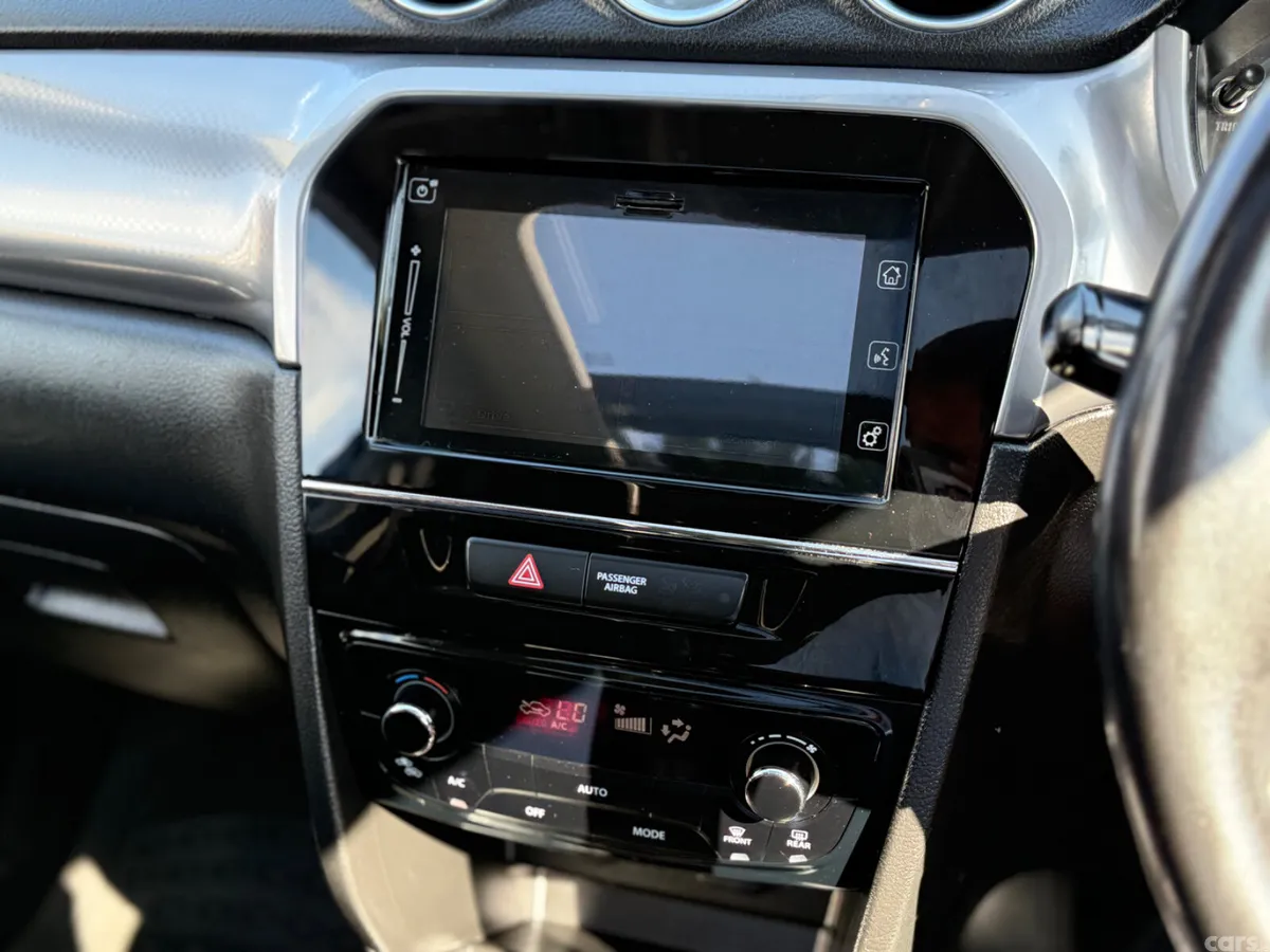 Suzuki Vitara SUV, Diesel, 2017, Black