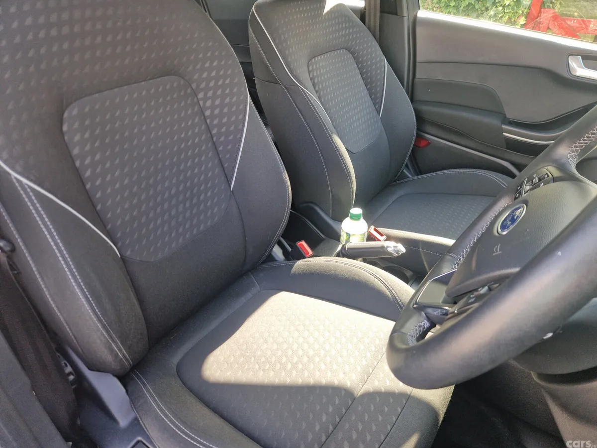 Ford Fiesta Hatchback, Petrol, 2019, Blue