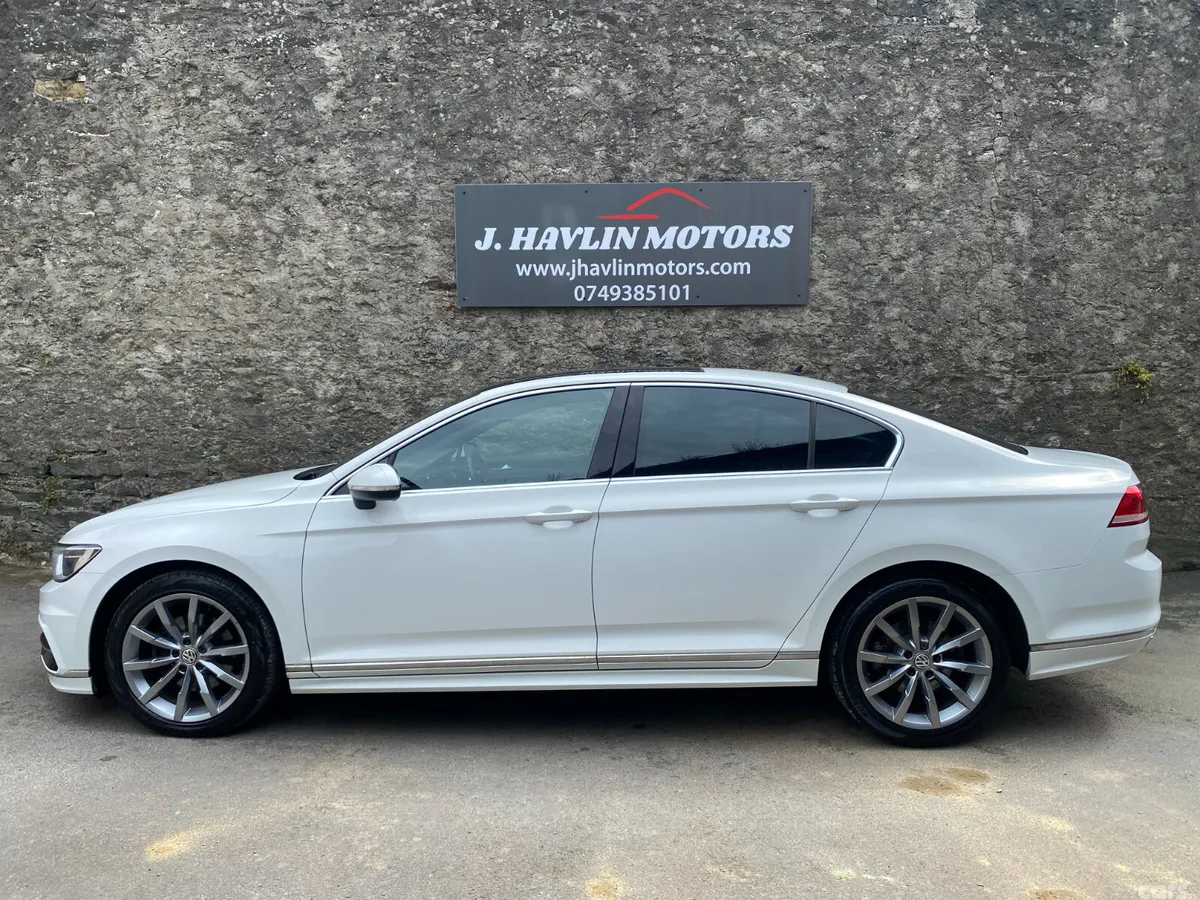 Volkswagen Passat Saloon, Diesel, 2017, White