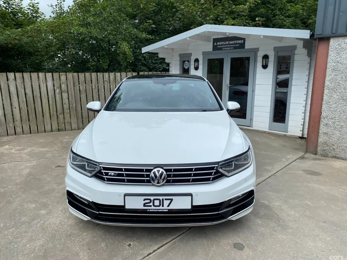 Volkswagen Passat Saloon, Diesel, 2017, White