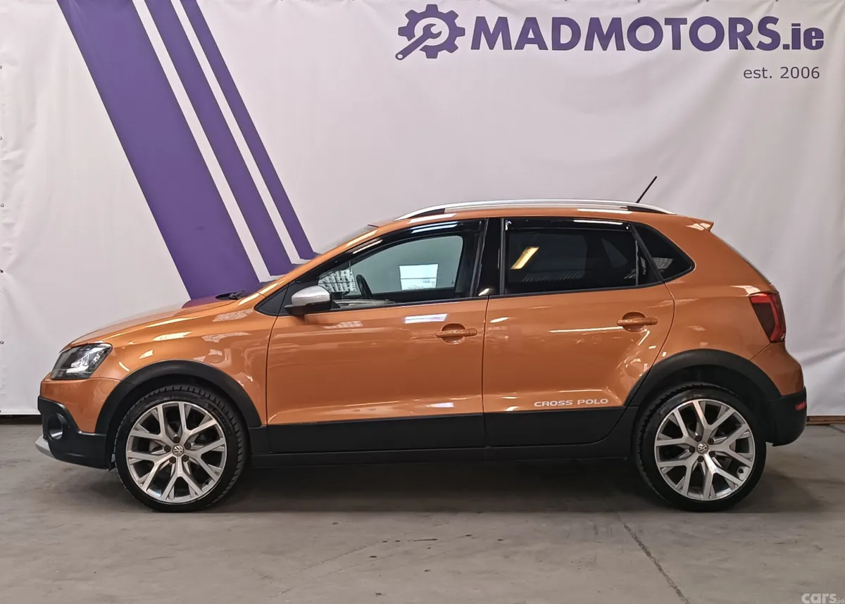 Volkswagen Polo Hatchback, Petrol, 2016, Orange