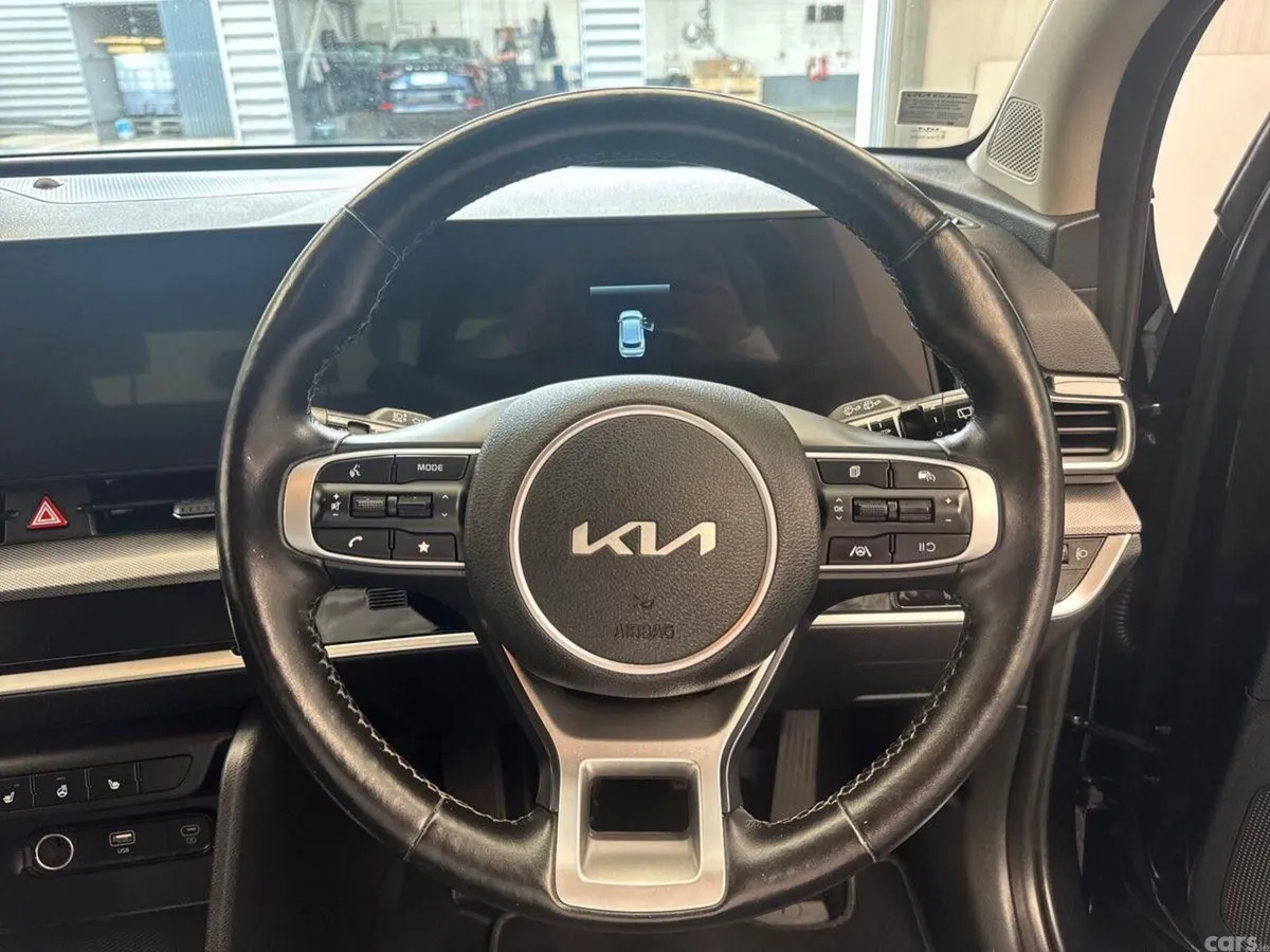 Kia Sportage SUV, Diesel Hybrid, 2023, Black