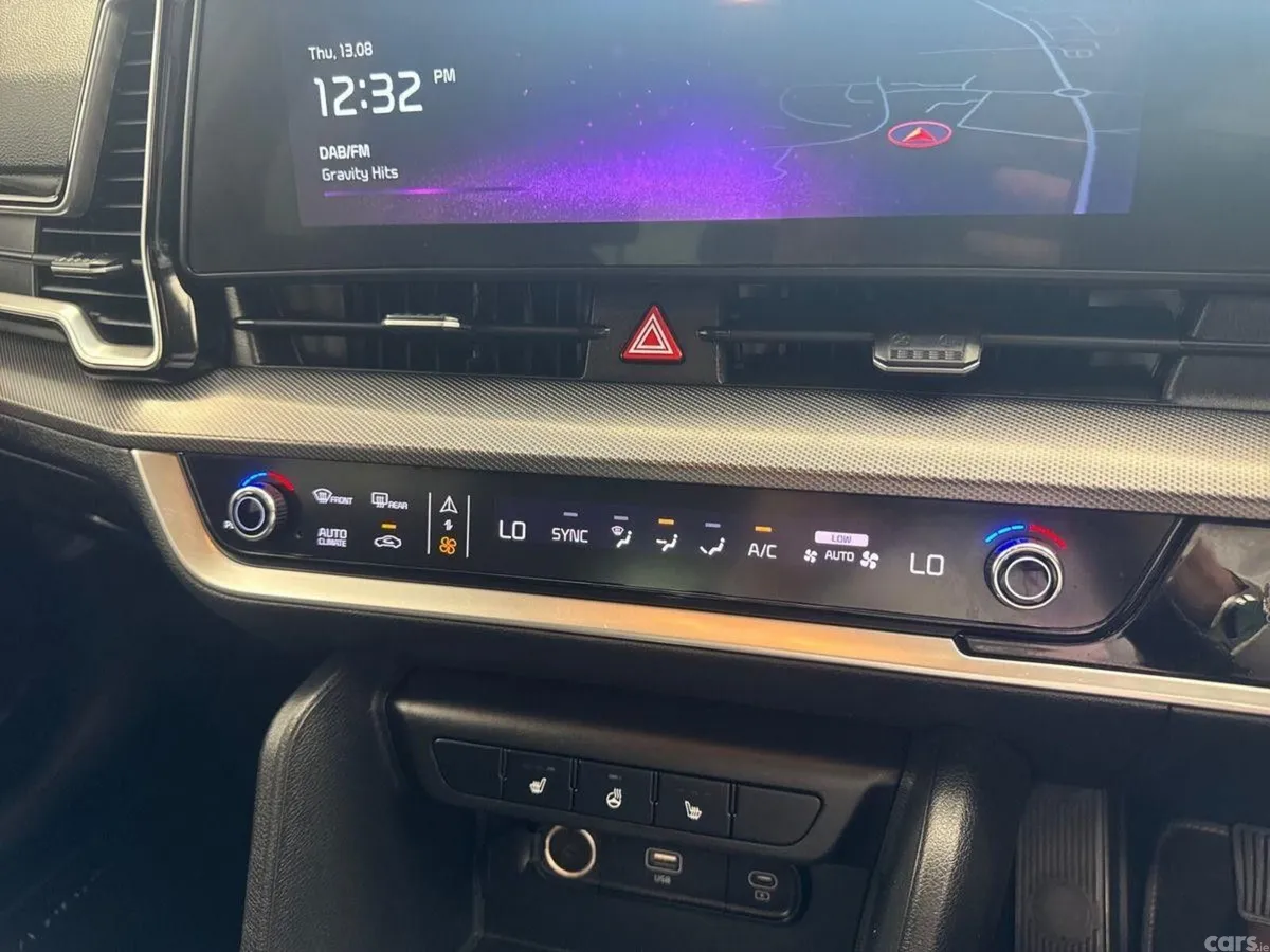 Kia Sportage SUV, Diesel Hybrid, 2023, Black