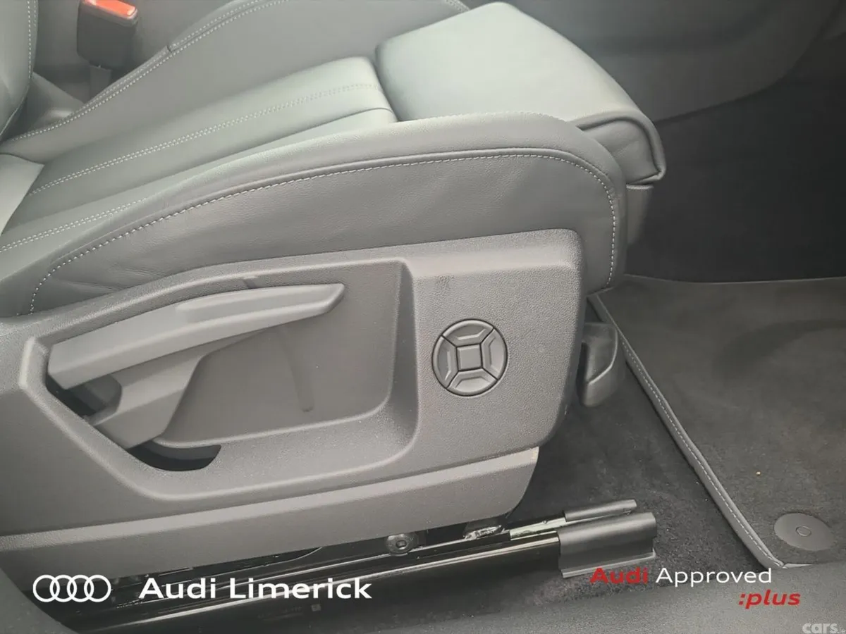 Audi Q5 SUV, Petrol Plug-in Hybrid, 2026, Blue