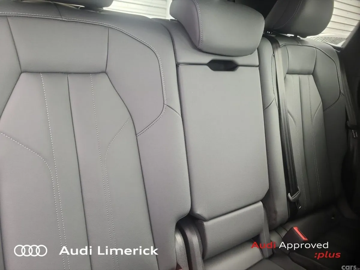 Audi Q5 SUV, Petrol Plug-in Hybrid, 2026, Blue