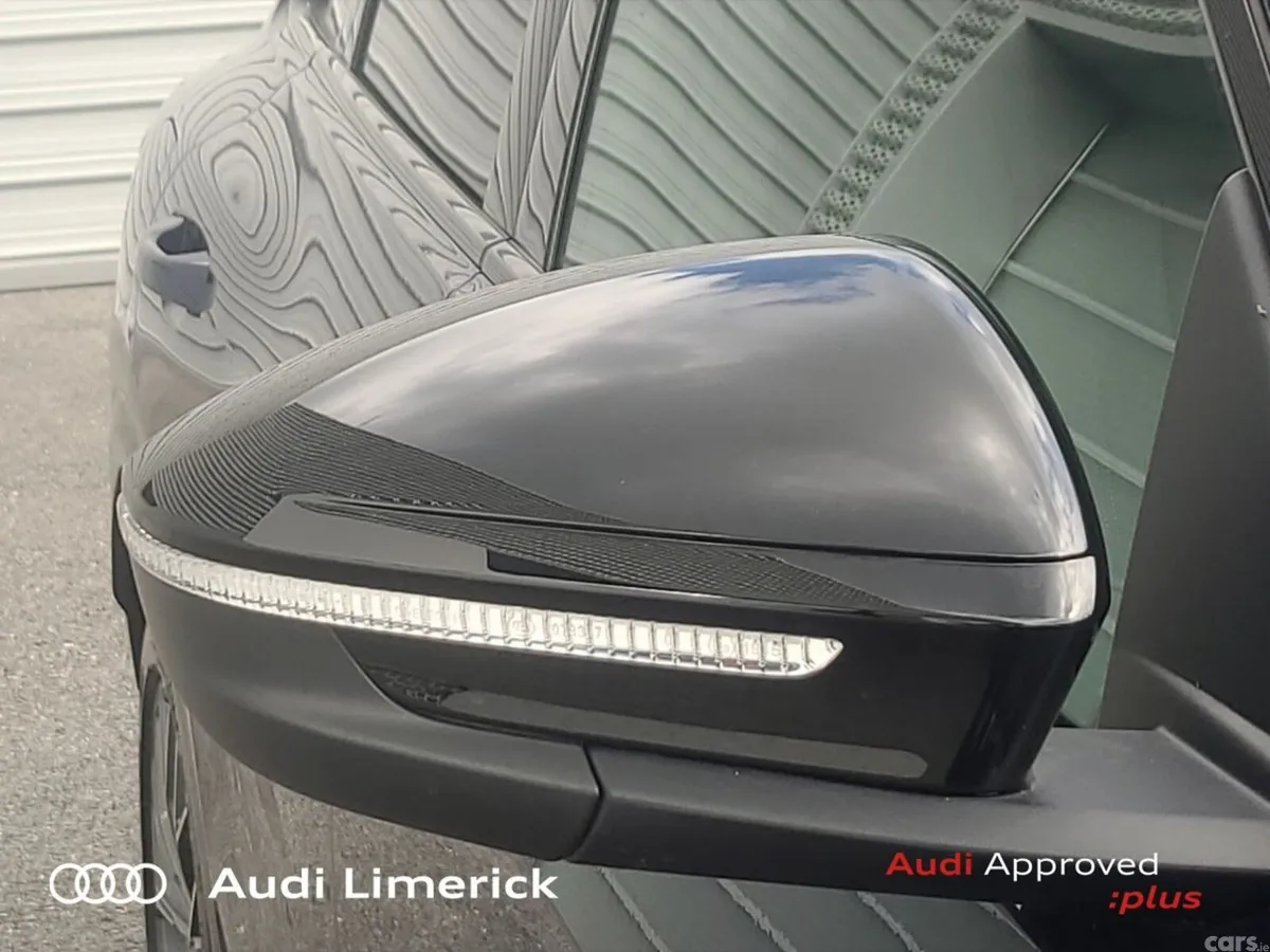 Audi Q5 SUV, Petrol Plug-in Hybrid, 2026, Blue