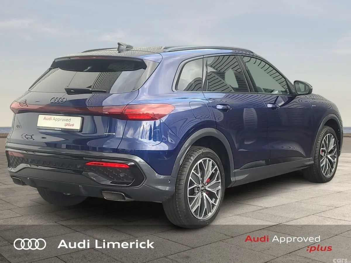 Audi Q5 SUV, Petrol Plug-in Hybrid, 2026, Blue