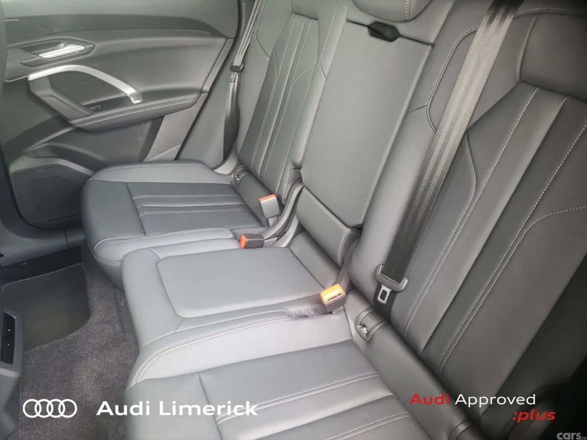 Audi Q5 SUV, Petrol Plug-in Hybrid, 2026, Blue