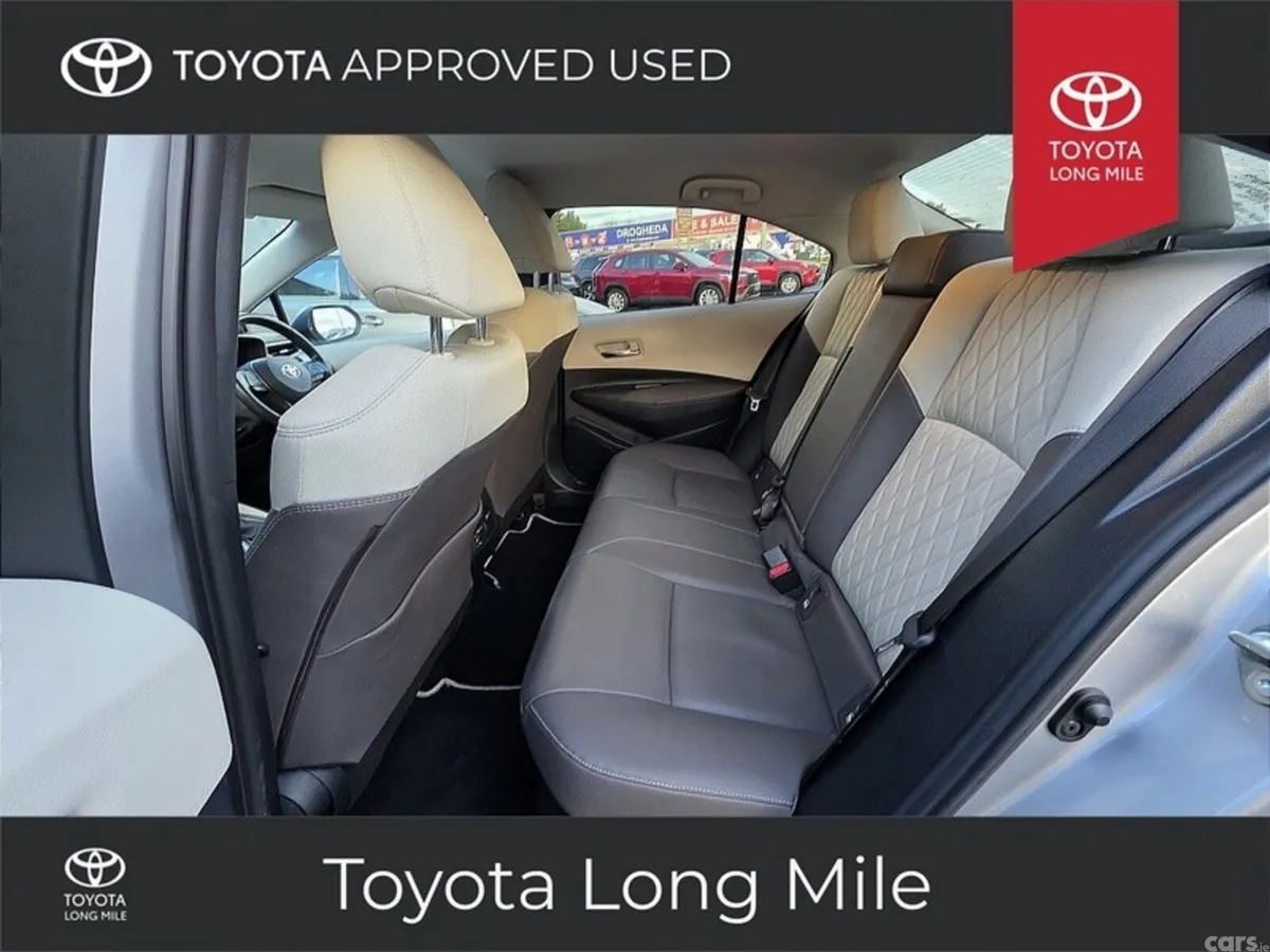Toyota Corolla Saloon, Petrol Hybrid, 2022, Grey