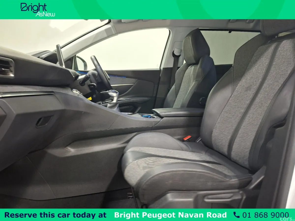 Peugeot 5008 MPV, Diesel, 2020, White
