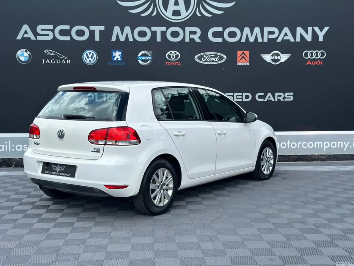 Volkswagen Golf Hatchback, Petrol, 2013, White