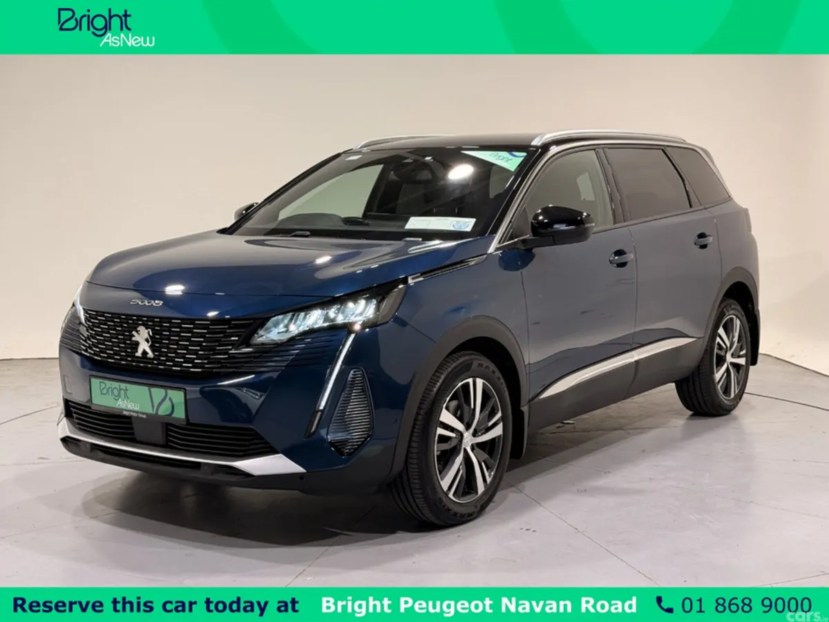 Peugeot 5008 MPV, Petrol, 2023, Blue