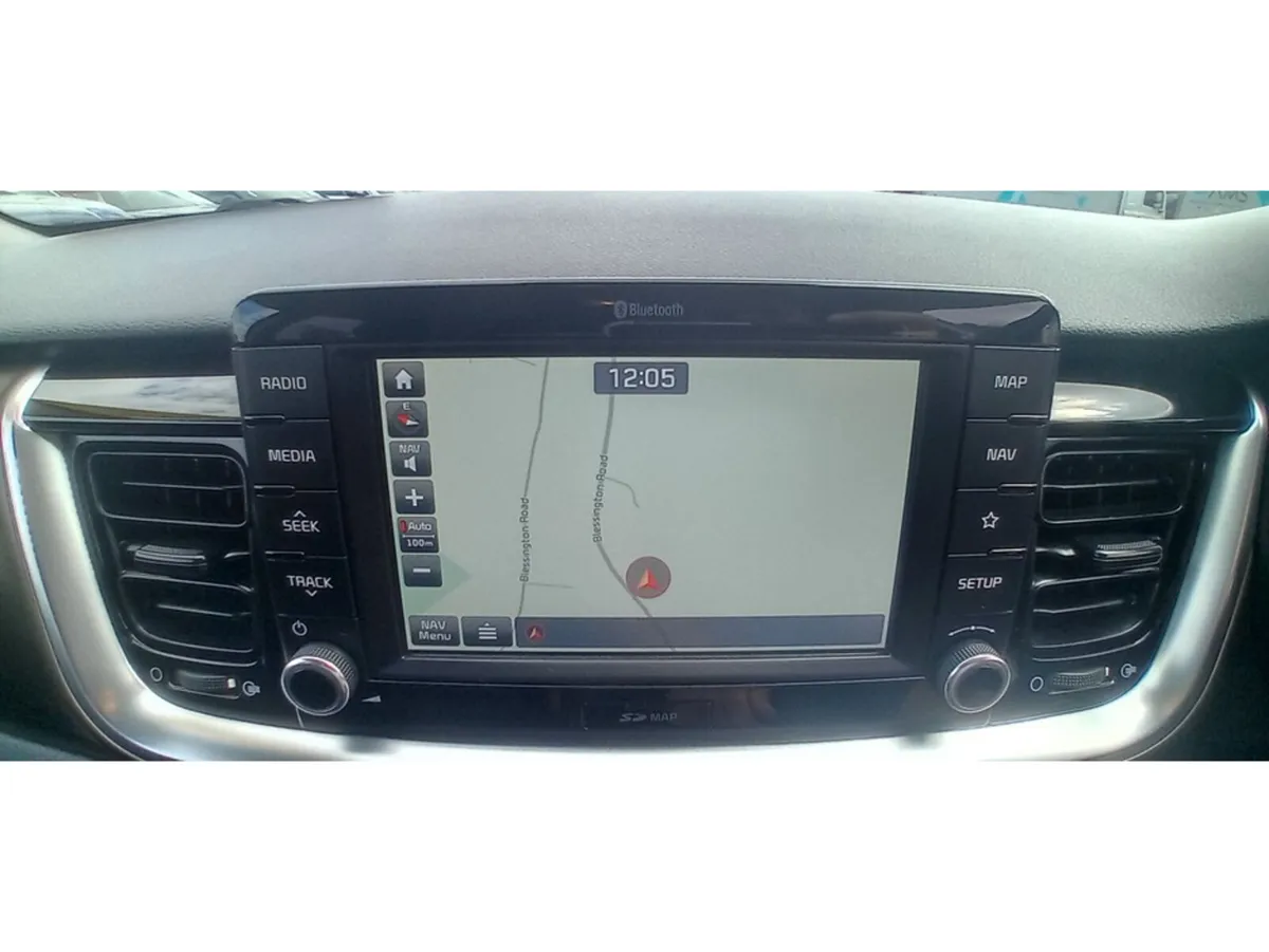 Kia Stonic SUV, Petrol, 2018, Brown