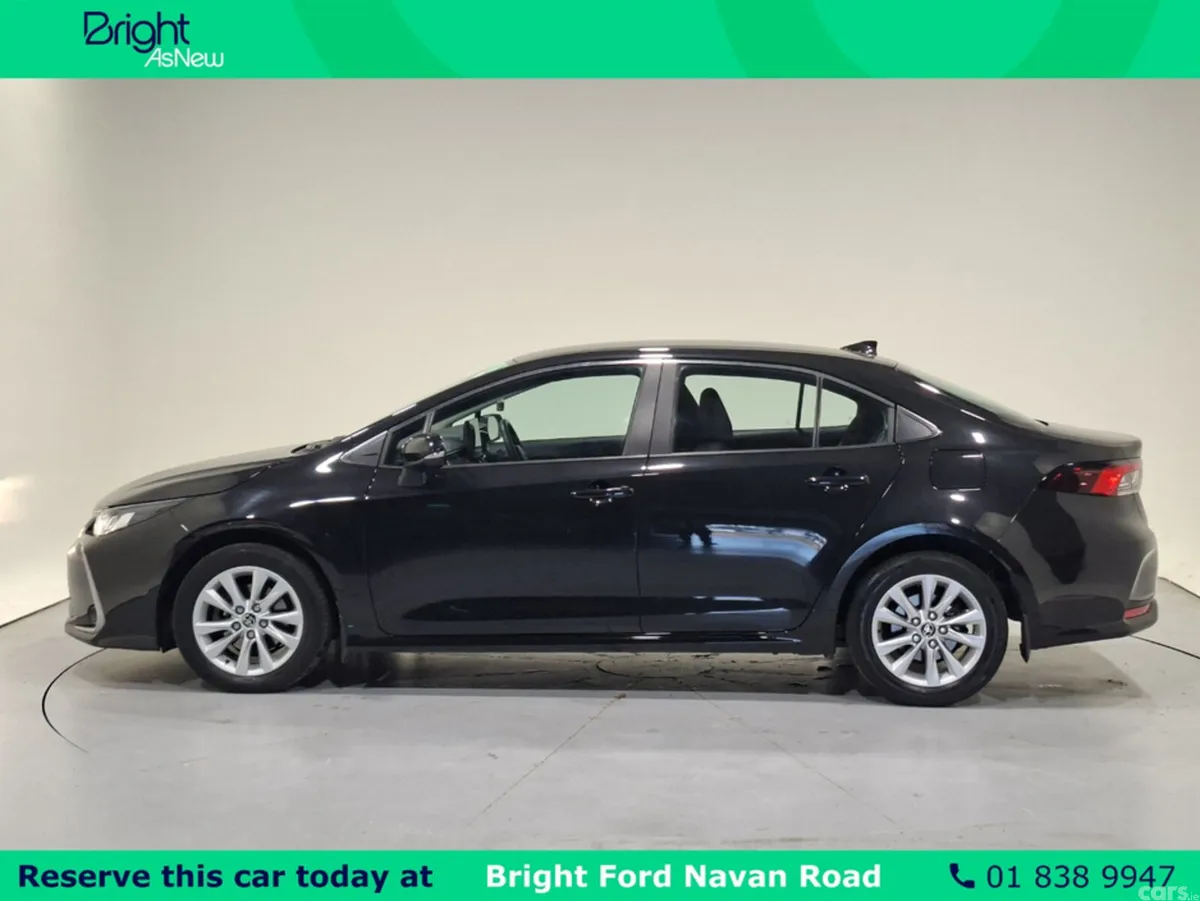 Toyota Corolla Saloon, Petrol Hybrid, 2023, Black