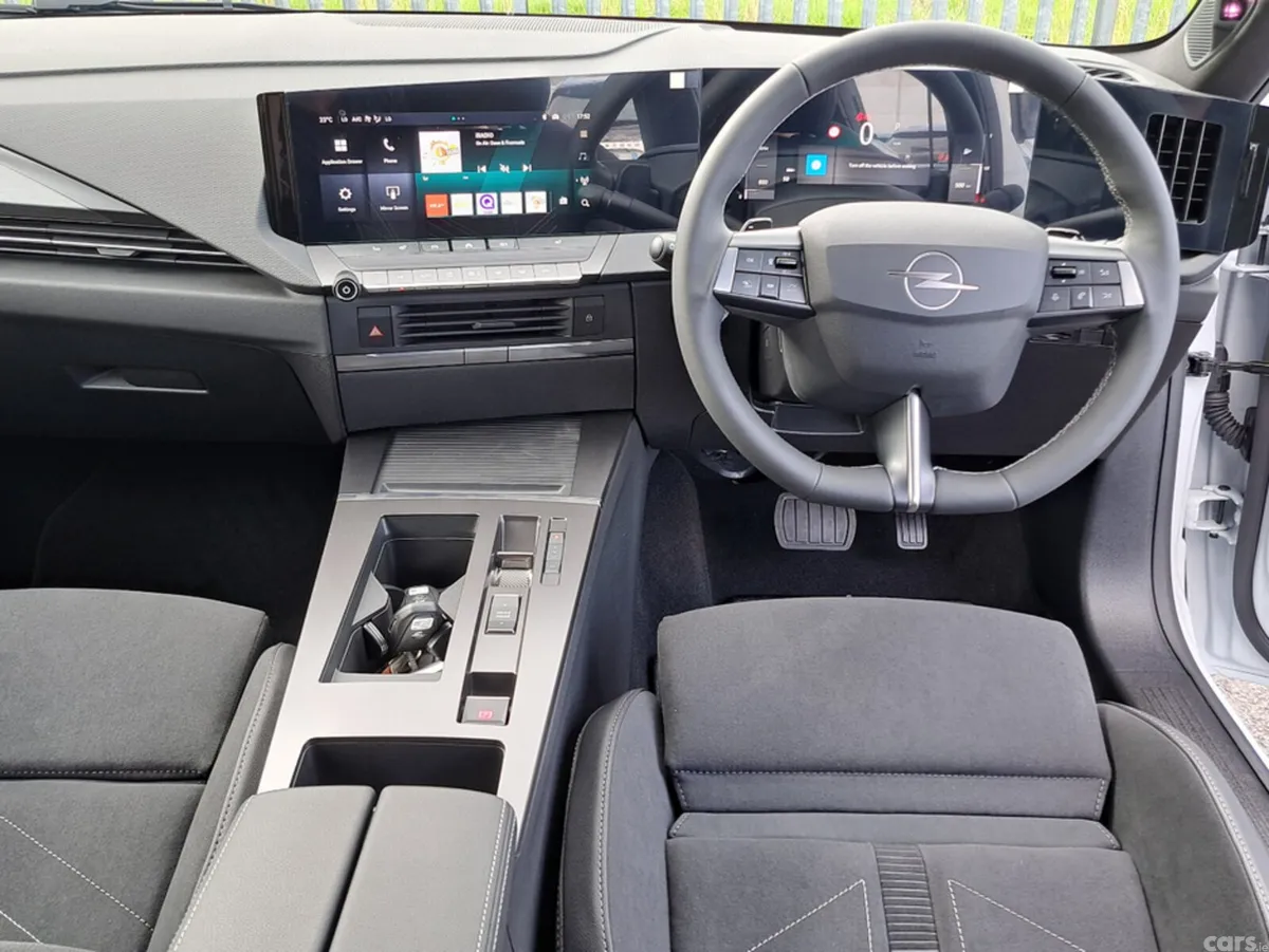 Opel Astra Hatchback, Diesel, 2027, White