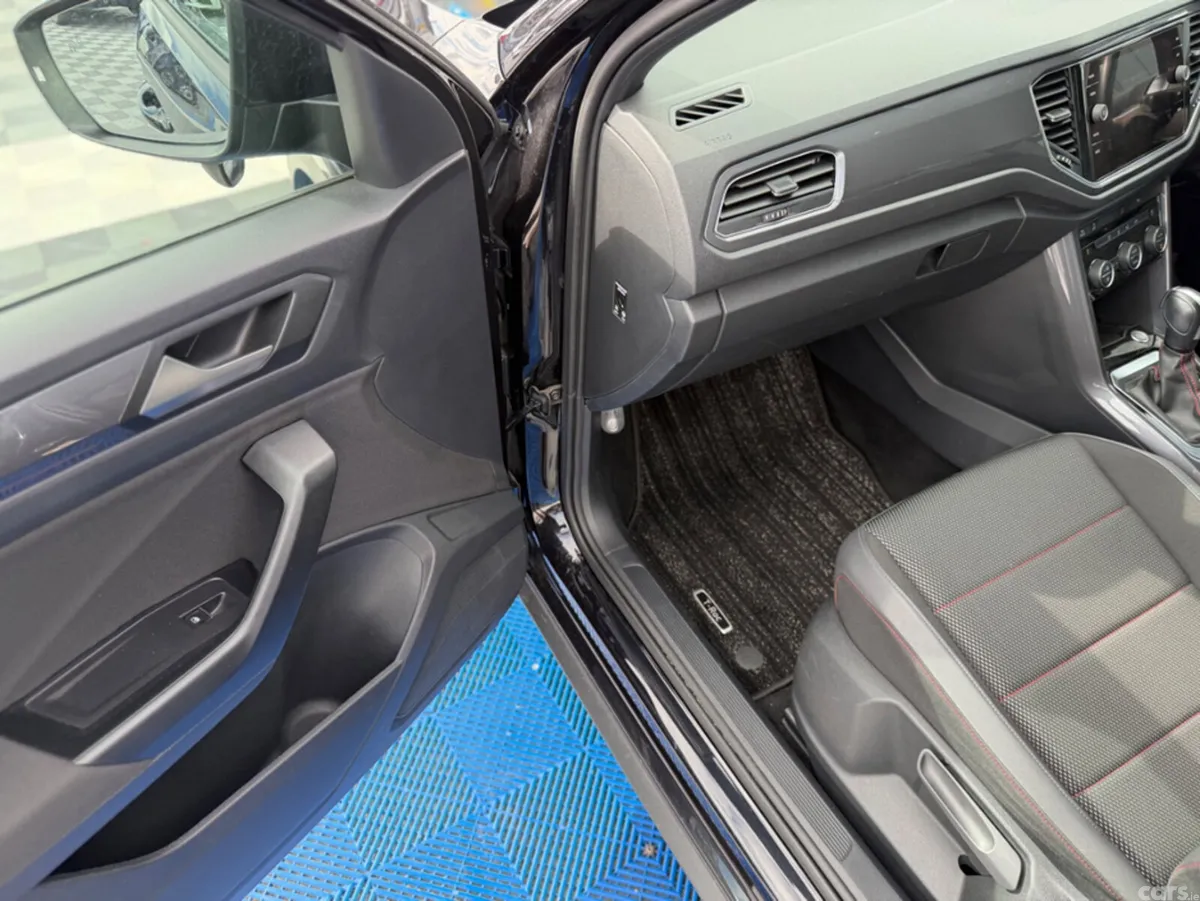 Volkswagen T-Roc SUV, Diesel, 2022, Black