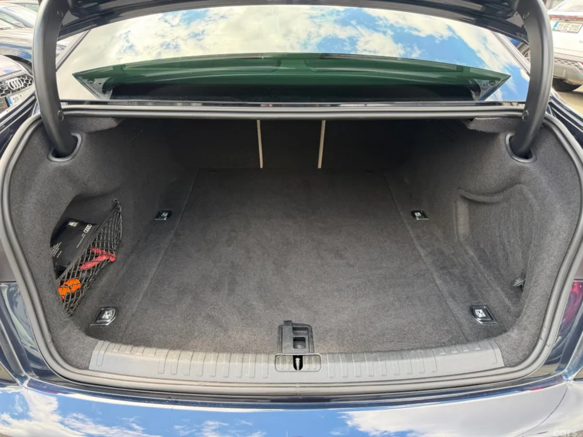 Audi A6 Saloon, Diesel, 2019, Blue