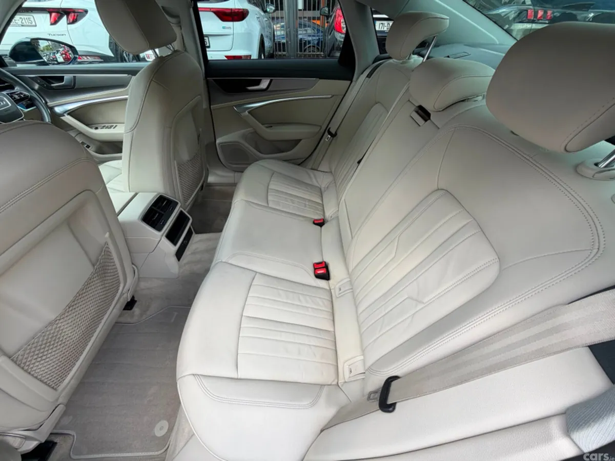 Audi A6 Saloon, Diesel, 2019, Blue
